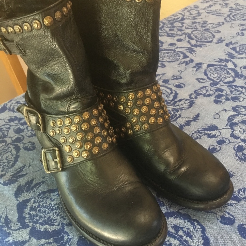 Frye Jenna black 8 studded buckle boot